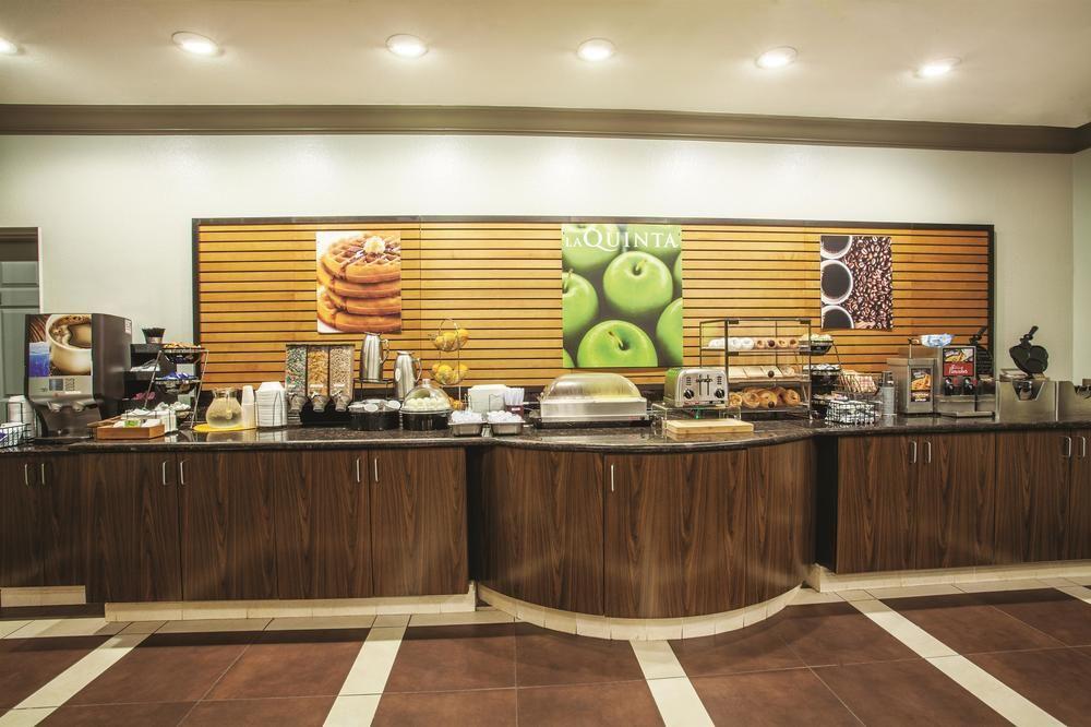 Comfort Inn & Suites Port Charlotte-Punta Gorda Екстериор снимка