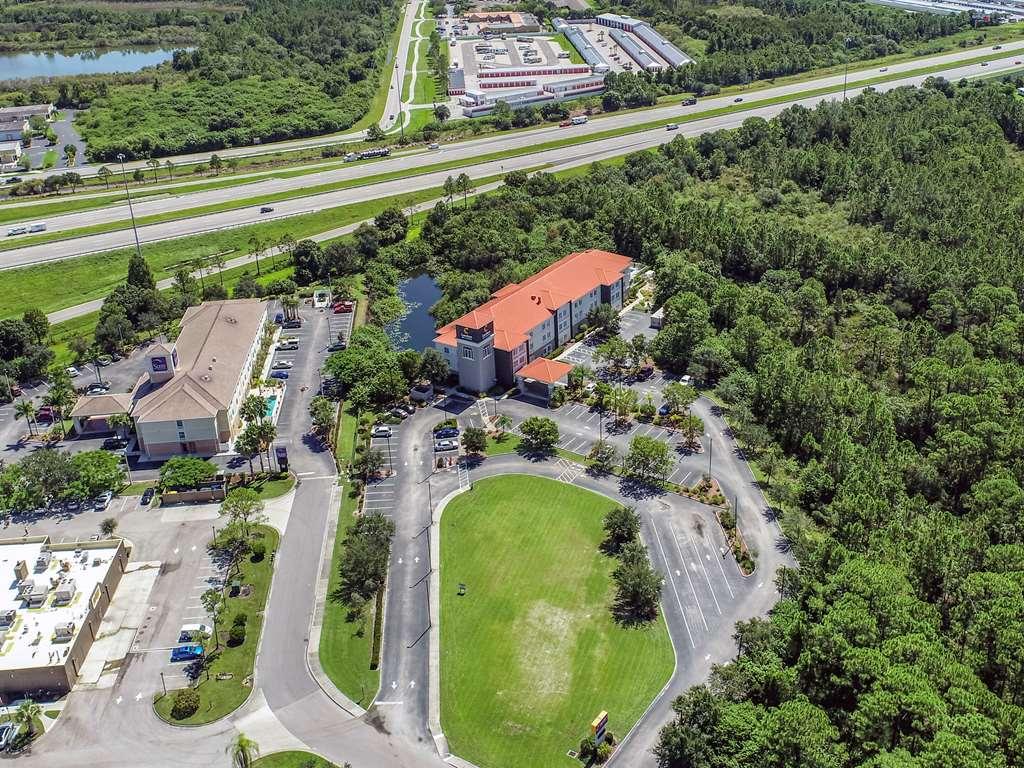 Comfort Inn & Suites Port Charlotte-Punta Gorda Удобства снимка