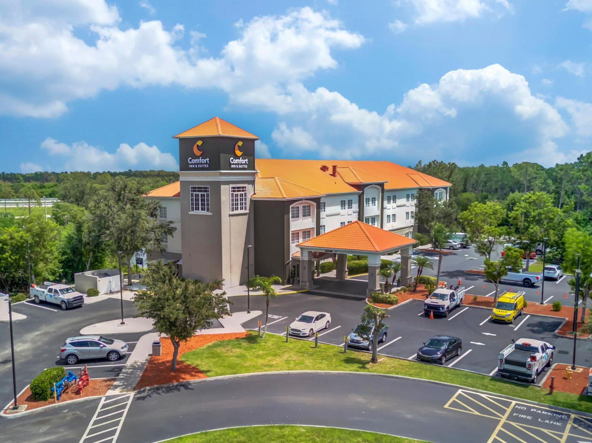 Comfort Inn & Suites Port Charlotte-Punta Gorda Екстериор снимка